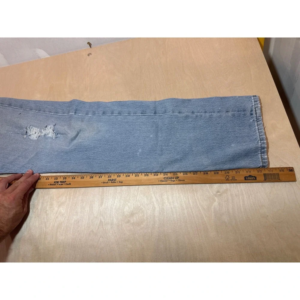 Levis 505 Regular Fit Jeans Mens 33x34 Light Wash Distressed Straight Leg 00505